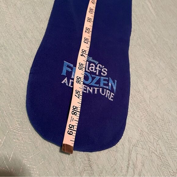 Disney Fiel Microfleece scarf Olaf’s Frozen Adventure Disney Vacation Club NEW - Picture 7 of 8